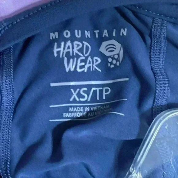 Mountain Hardwear top shirt size XS & all in motion leggings size S small set - Picture 8 of 10